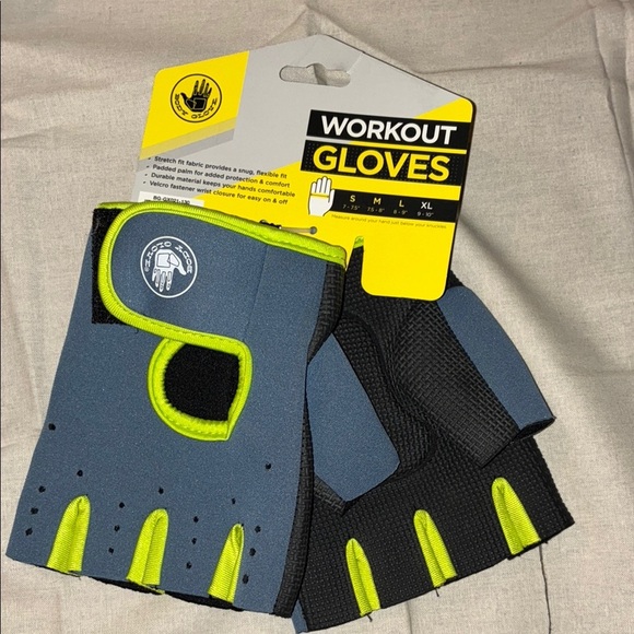 Nike Under Armor Gaiam Body Glove Athletic Set - Picture 5 of 11